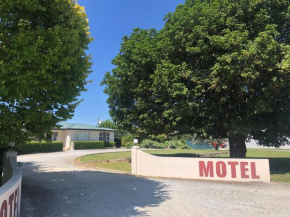 Sunnydays Motel